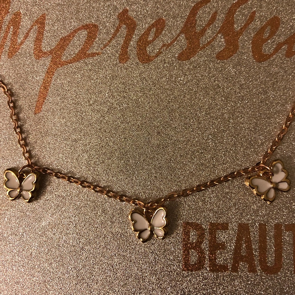 Three-piece white butterfly charm choker
